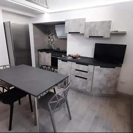 Casa Malu 18 Cin I T 0 7 1 0 3 3 B 4 0 0 0 8 8 3 3 2 Monte SantʼAngelo