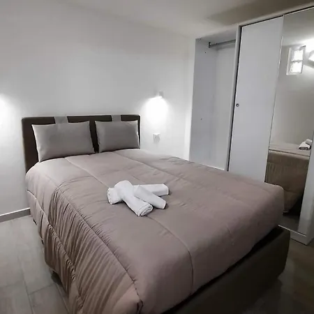 Casa Malu 18 Cin I T 0 7 1 0 3 3 B 4 0 0 0 8 8 3 3 2 3* 圣安吉罗山